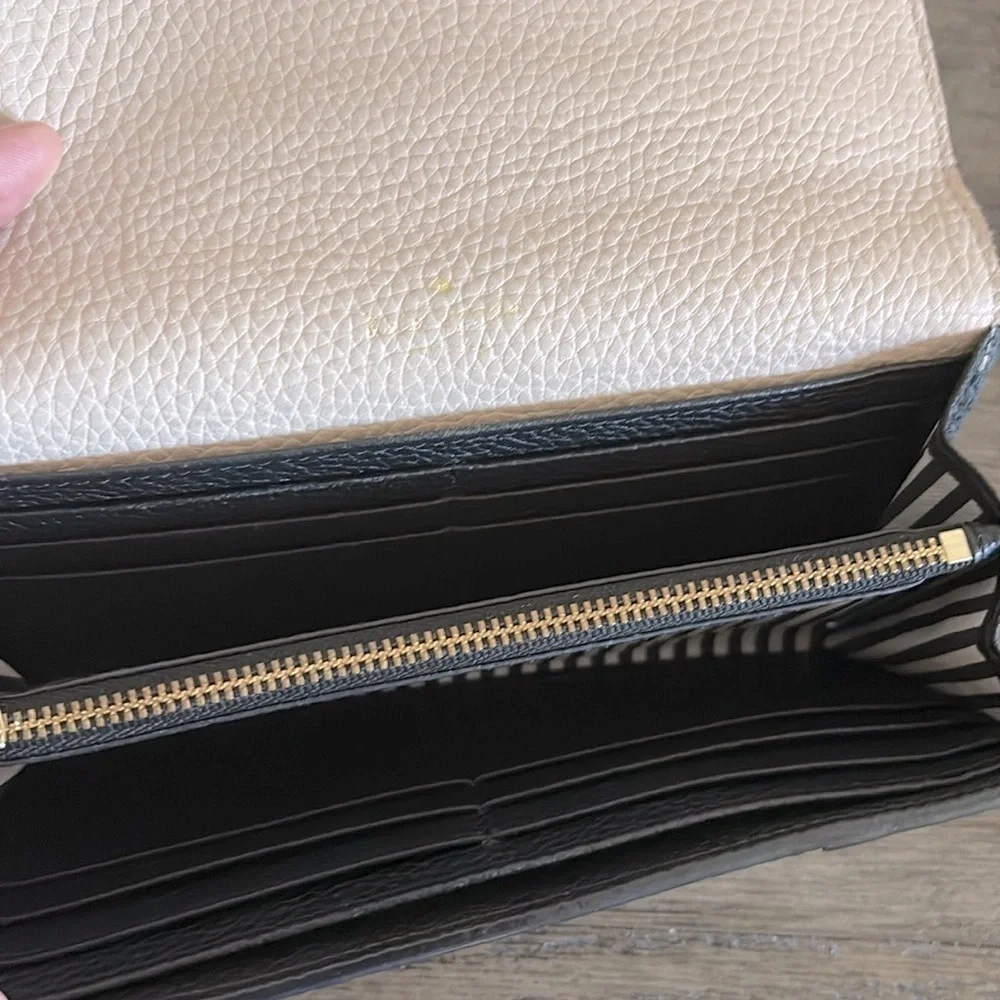 [Kate Spade] Snap-Button Medium Sized 2-Tone Beige/Black Leather Designer Wallet - Picture 5 of 12